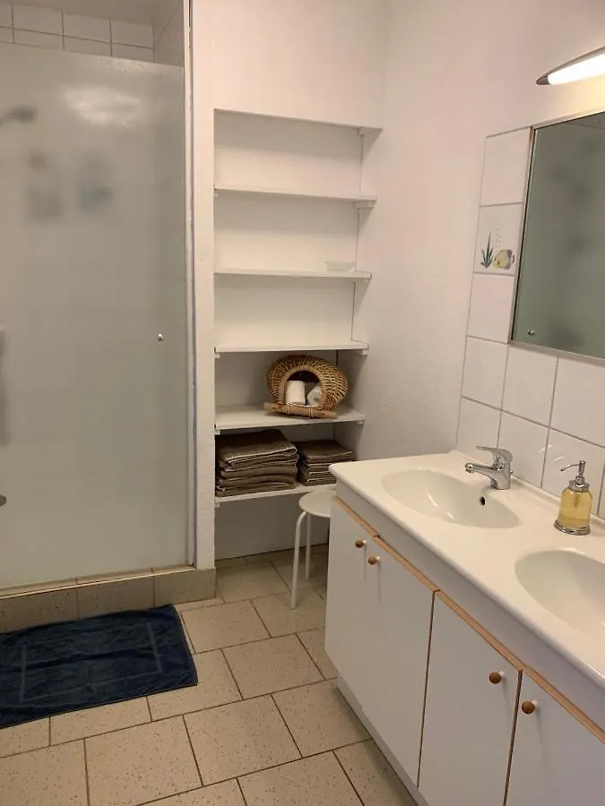 Pied A Terre Pour Des Vacances Au Bord De La Mer Le Conquet 0*,  France