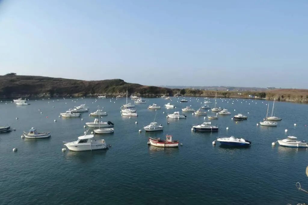 Pied A Terre Pour Des Vacances Au Bord De La Mer Le Conquet